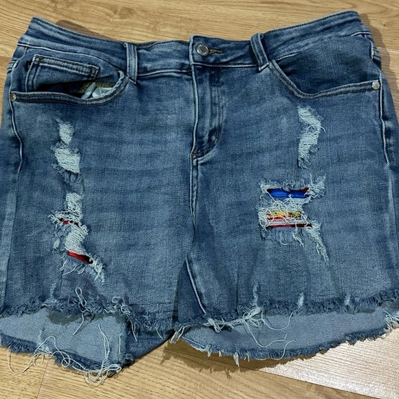 Judy Blue Pants - 🩳 2 For $50 Distressed Striped Colored Denim Shorts
